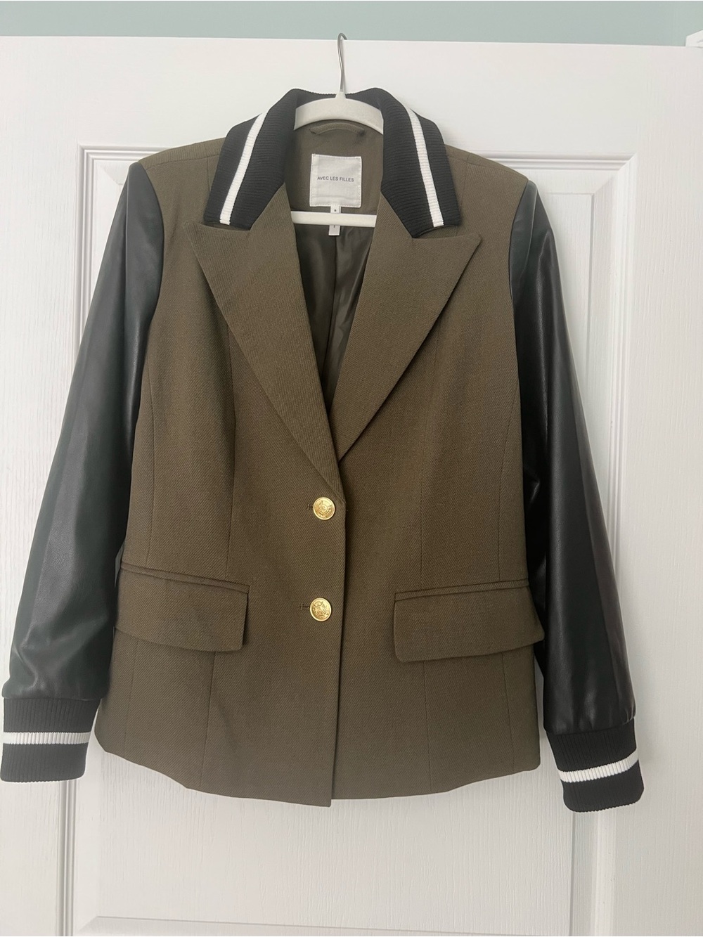 Avec Les Filles Olive and Black Mixed-Media Blazer